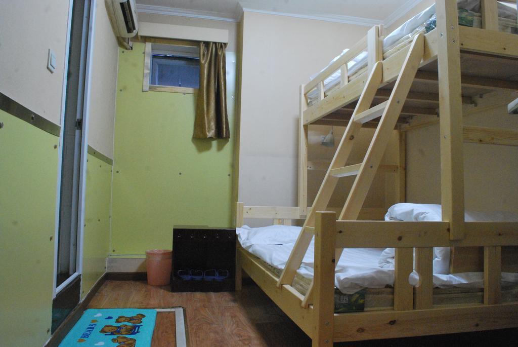 Beijing Sunrise Hostel Gulou Branch Zimmer foto